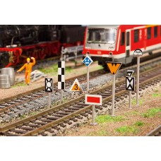 120226 Faller Set spoorbaanborden 120226 Faller Set spoorbaanborden