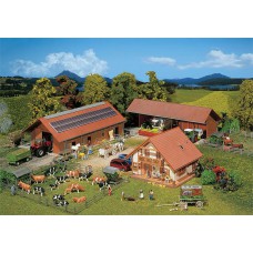 130520 Faller AGRARISCH BEDRIJF 130520 Faller AGRARISCH BEDRIJF