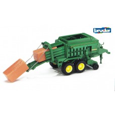02017 Bruder John Deere balenpers 1:16