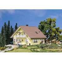 130397 Faller Huize Familia