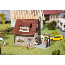 131243 Faller Woonhuis vrijstaand HOBBY 131243 Faller Woonhuis vrijstaand HOBBY