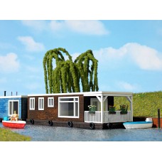 1440 Busch Woonboot bruin , inclusief bloembakken met bloemen Echt Hout!