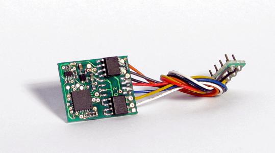 76320 Uhlenbrock H0 locdecoder multiprotocol met NEM 652 stekker