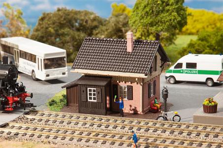 131213 Faller Baanwachterswoning HOBBY