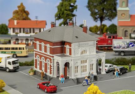131311 Faller Bestuursgebouw