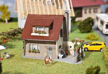131243 Faller Woonhuis vrijstaand HOBBY
