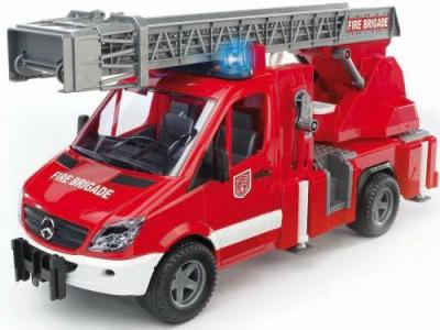 02532 Bruder Mercedes-Benz Brandweerauto met licht en geluid 1:16